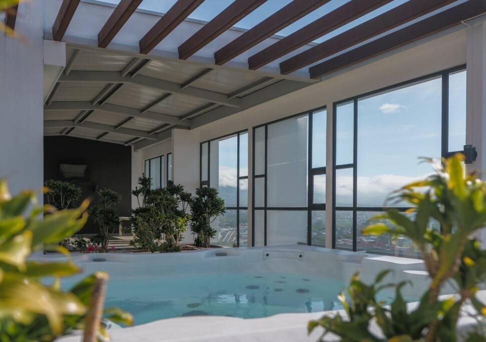 Urban Executive Stay San Jose  Exterior foto